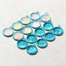 Load image into Gallery viewer, 16  Aqua &amp; White Mermaid Beach Charms
